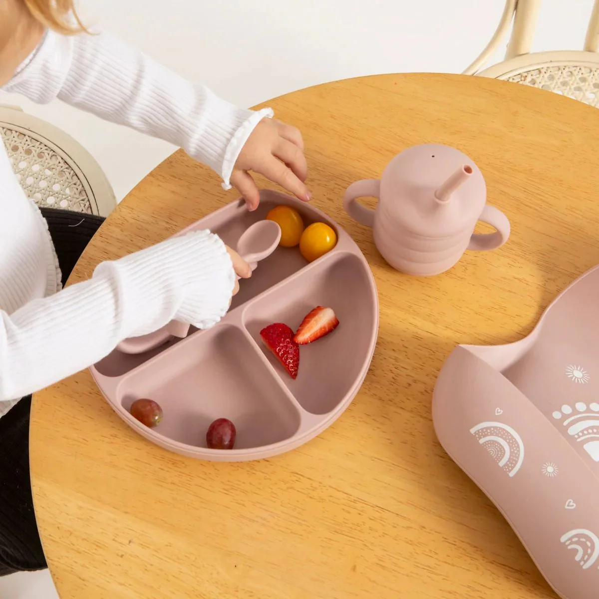 All4Ella Curved Silicone Spoon - 2 Pack - Image 4