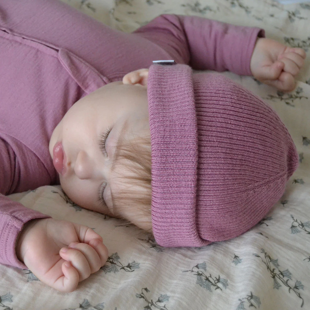 Babu Merino Ribbed Beanie - Image 7