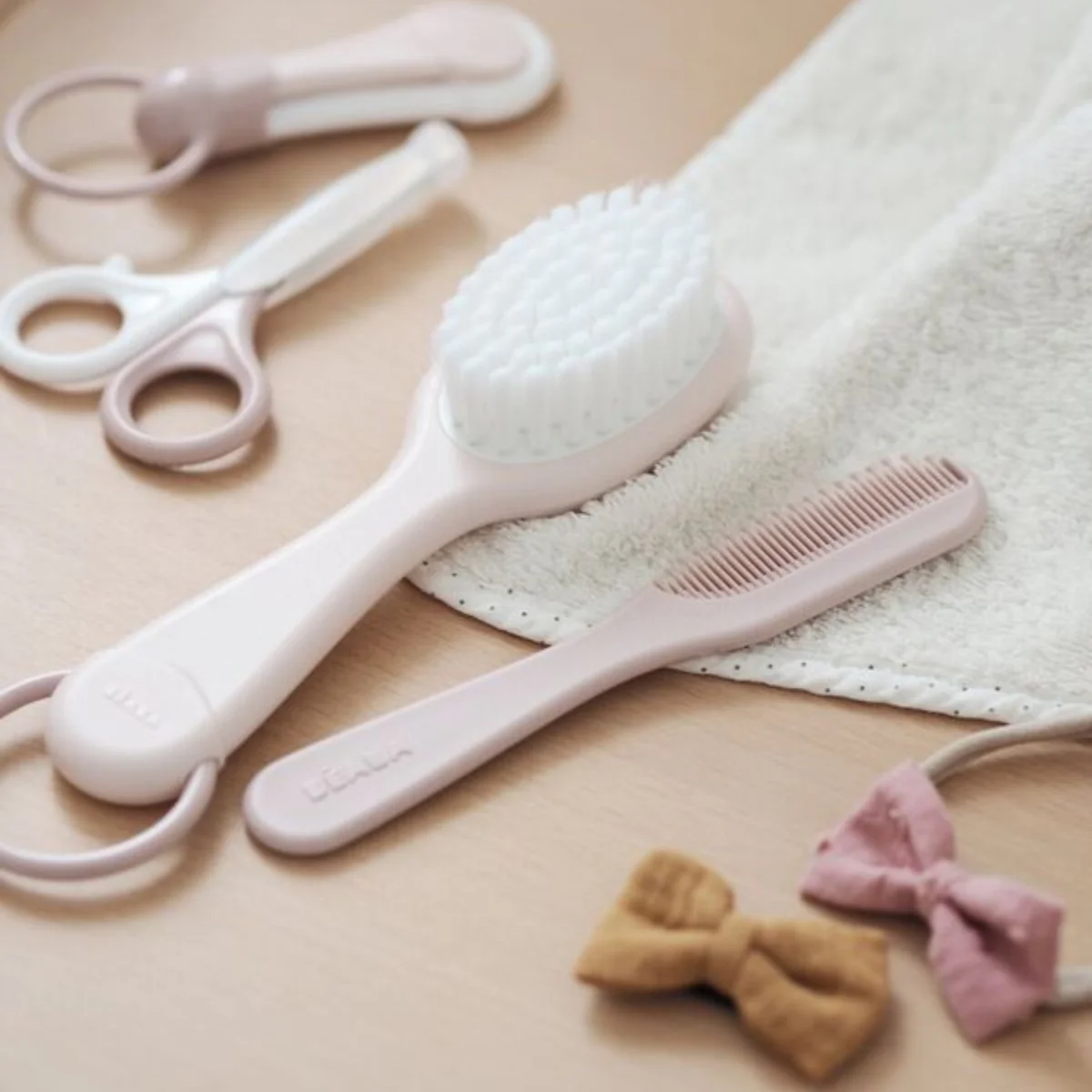 Beaba Baby Brush & Comb - Image 6