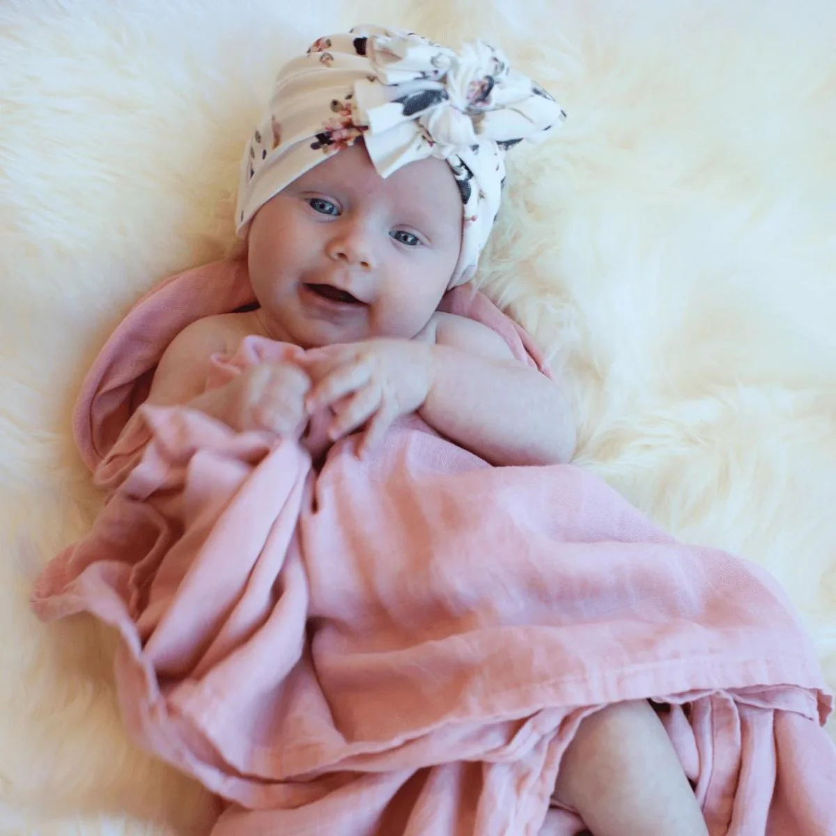 Brolly Sheet Snazzi Swaddle - Image 10