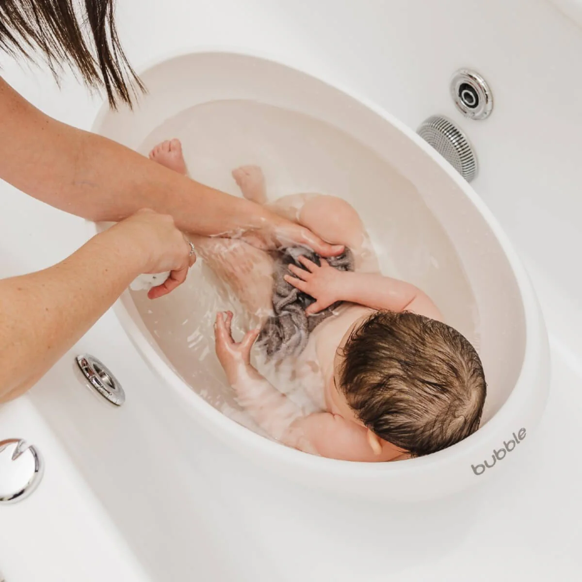 Bubble Baby Bath with Newborn Support Insert - Image 11