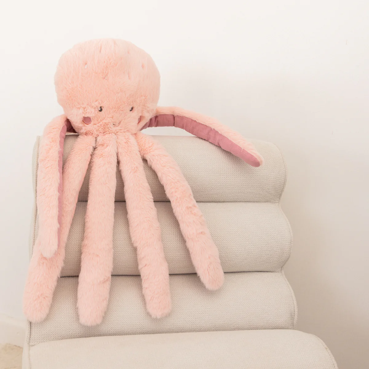 Bubble Pinky The Octopus Plush - Image 2