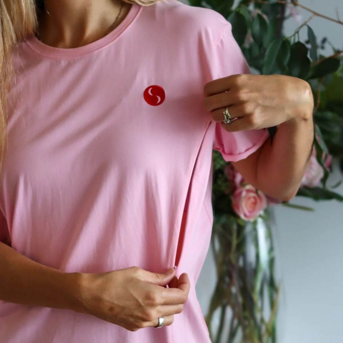 Charlotte Tee Breastfeeding T-Shirt - Image 12