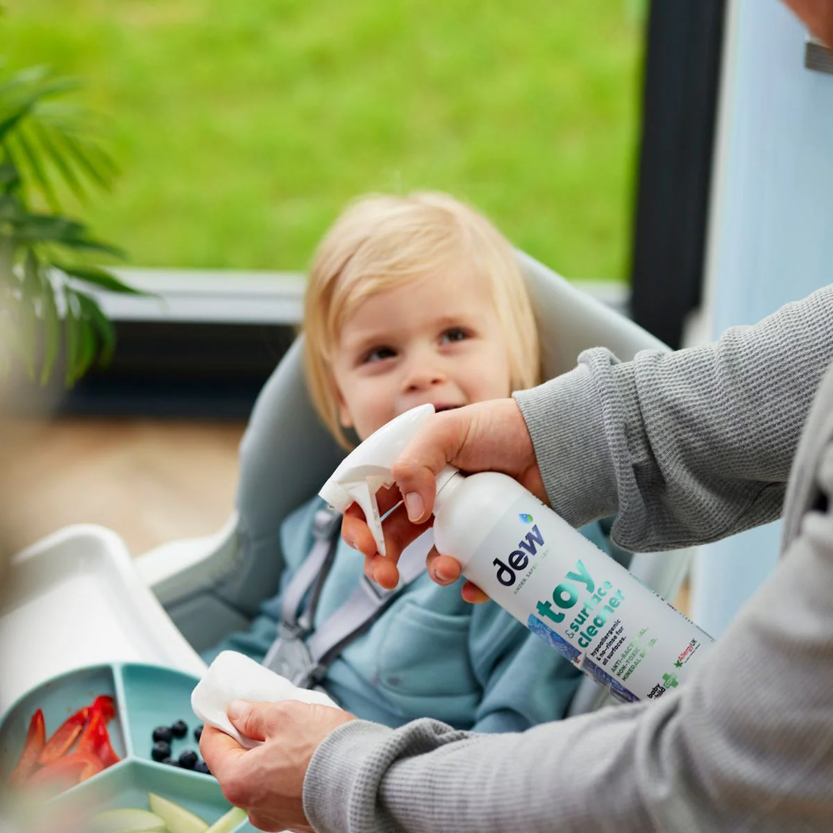 Dew Toy & Surface Cleaner 500ml - Image 6