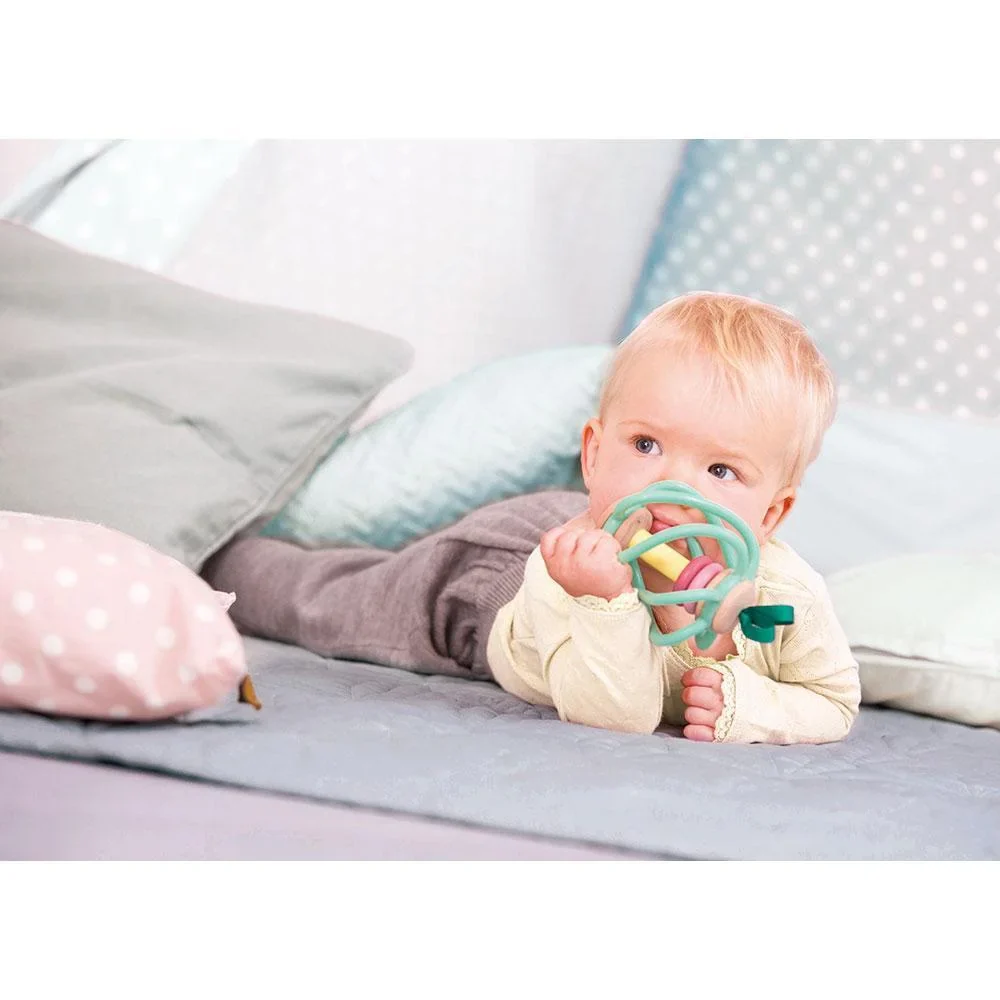 Hape Apple Grab Toy - Image 2