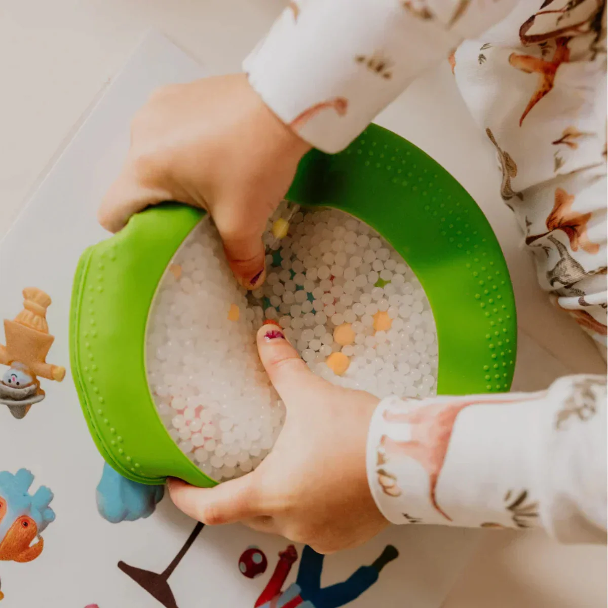 Jellystone Peekaboo Bag - Image 2
