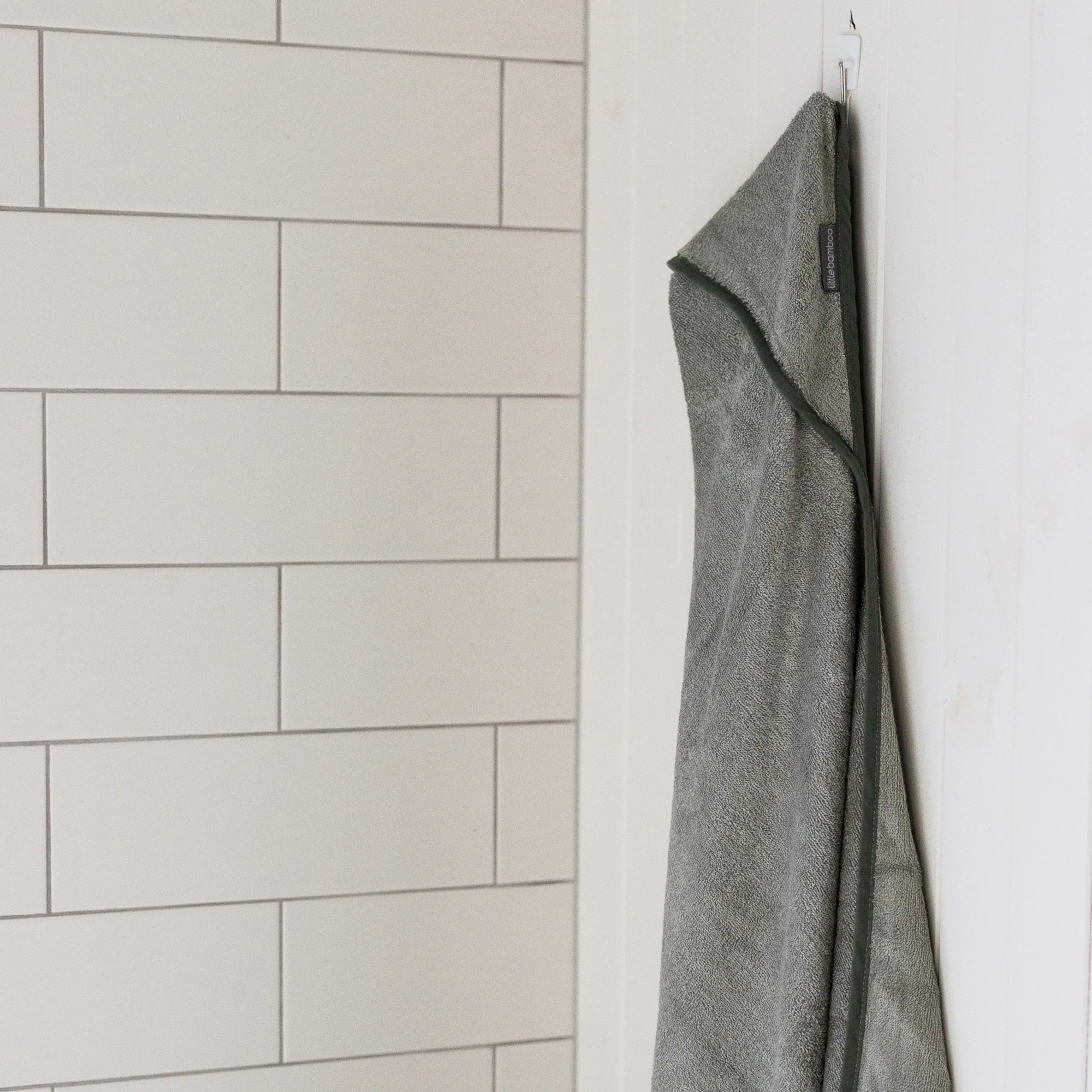 Little Bamboo Hooded Towel - Image 3