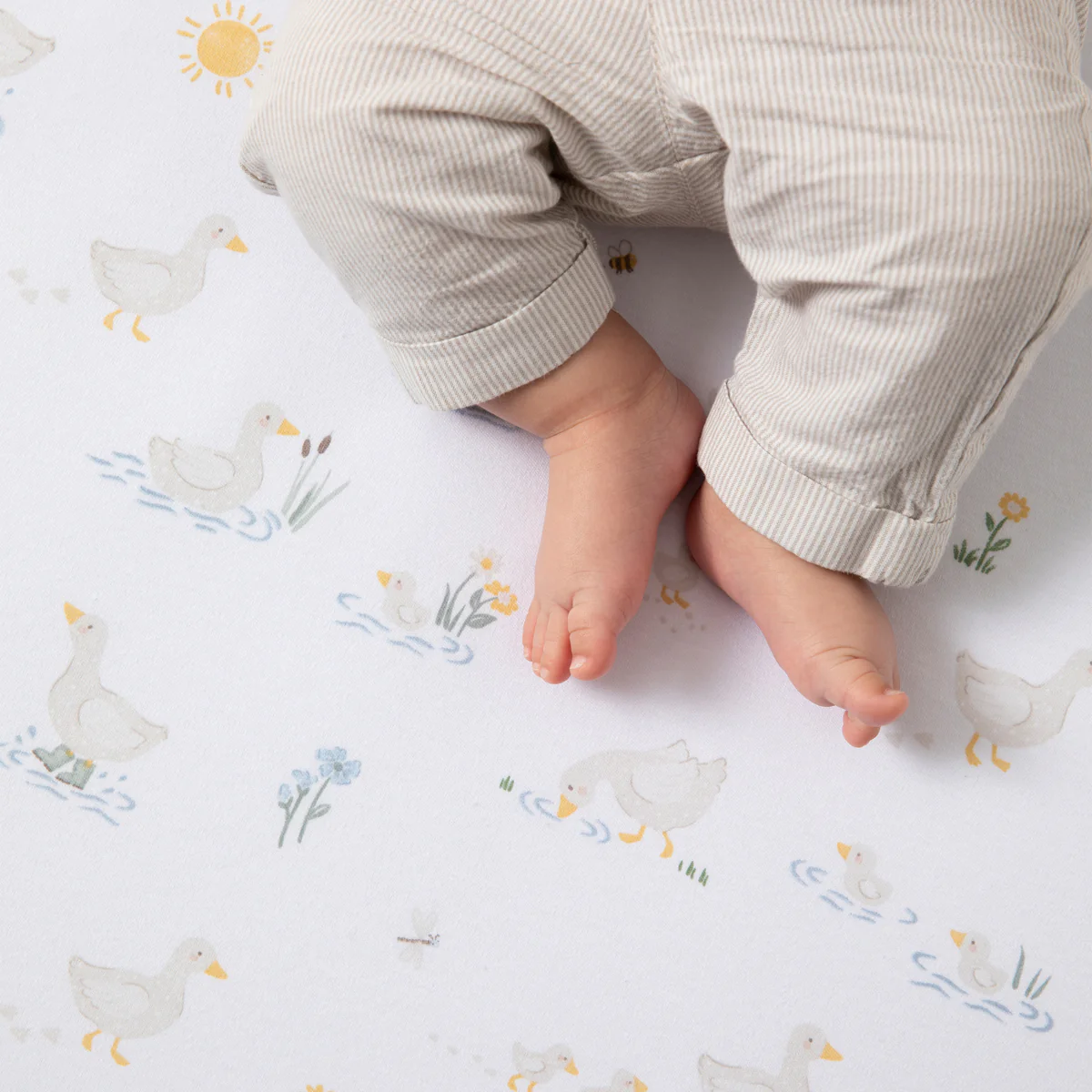 Living Textiles Goosey Goosey Jersey Cot Fitted Sheet 2pk - Image 7