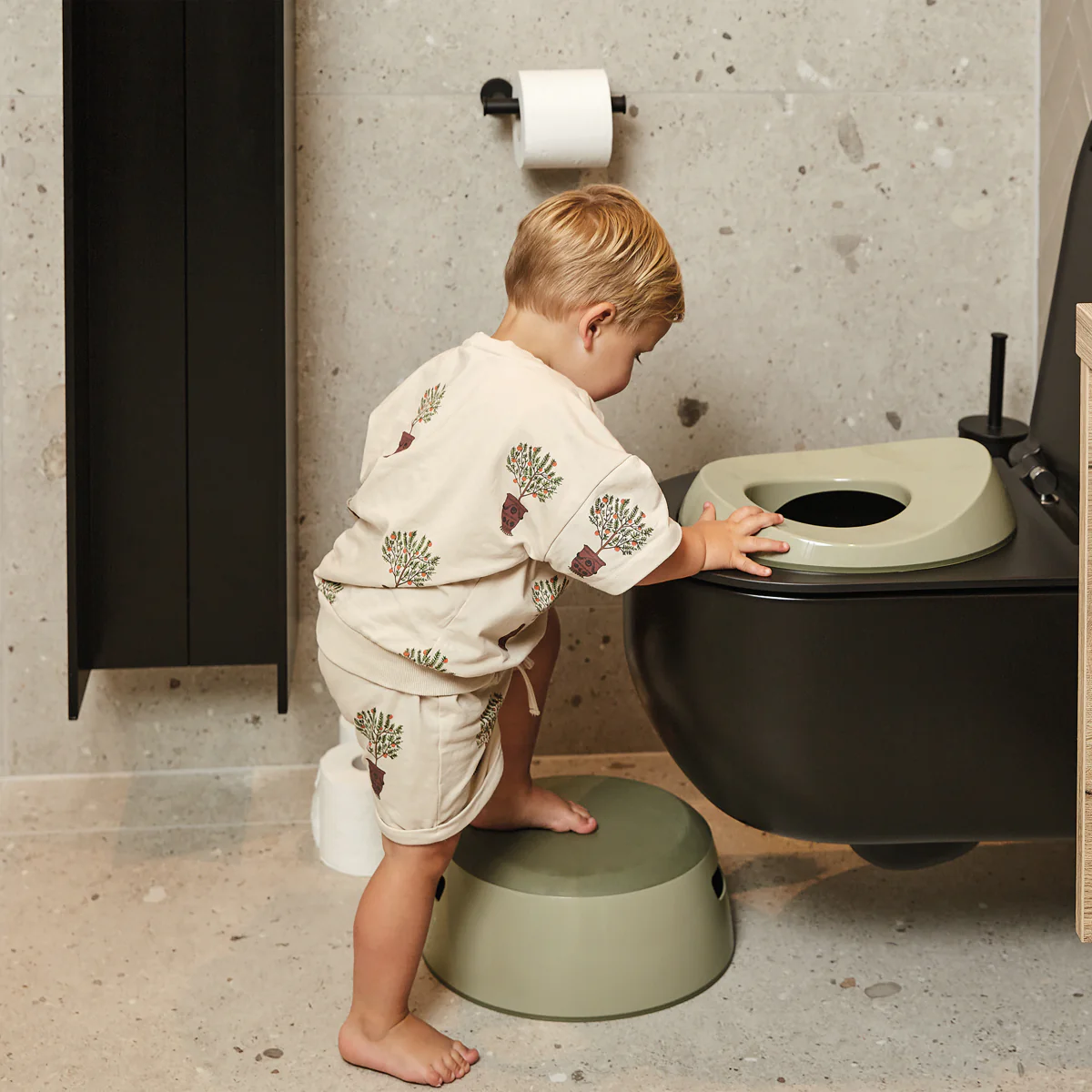 LUMA Toilet Seat - Image 8