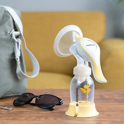 Medela Harmony Manual Breast Pump - Image 2