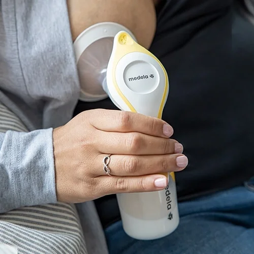 Medela Harmony Manual Breast Pump - Image 4