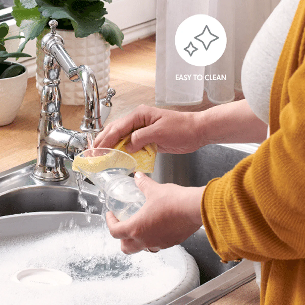 Medela Silicone Breast Milk Collector - Image 4