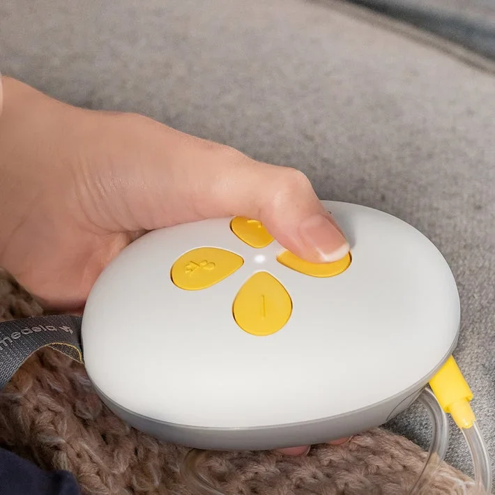 Medela Solo Single Breast Pump - Image 4