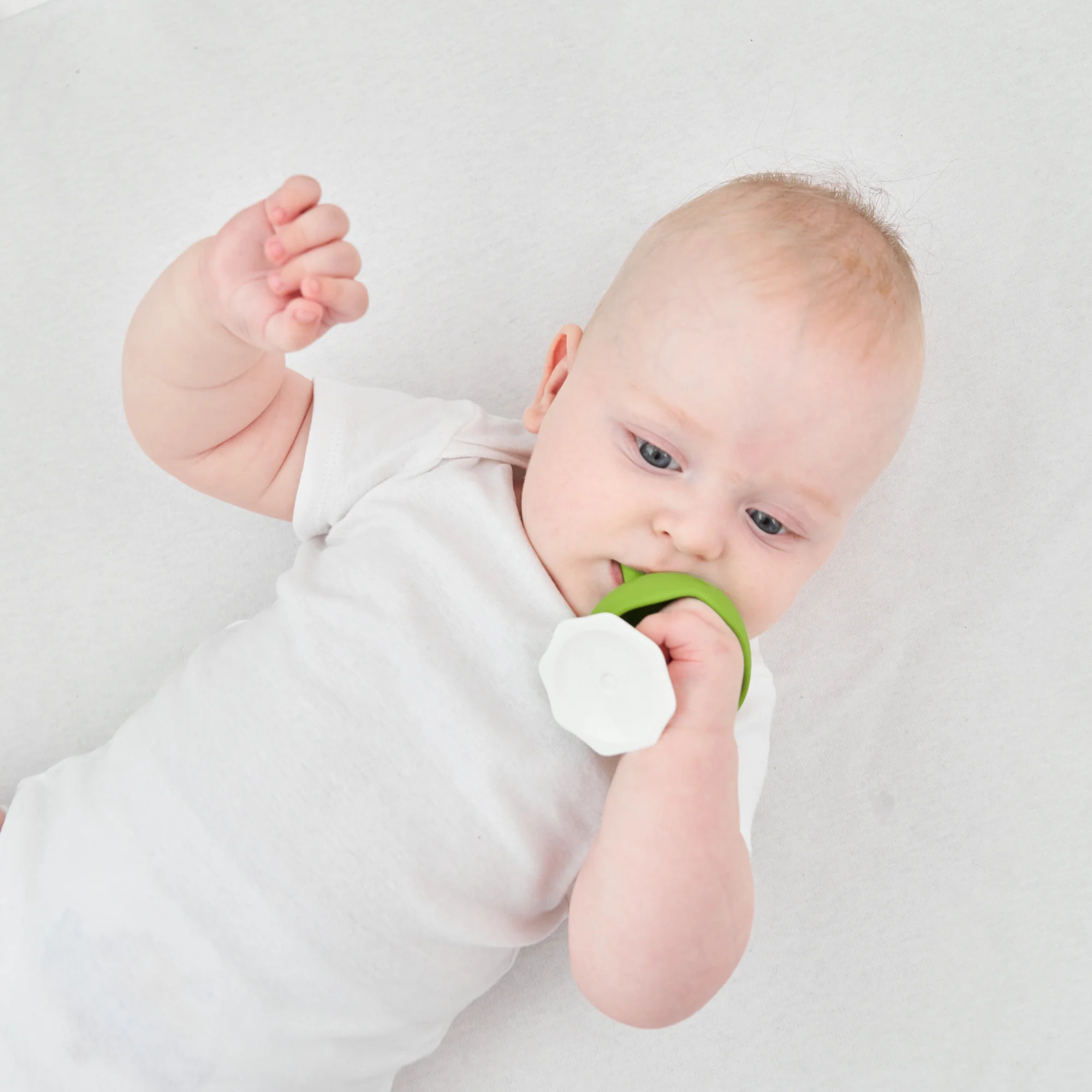 Mombella Mushroom Teether - Image 18