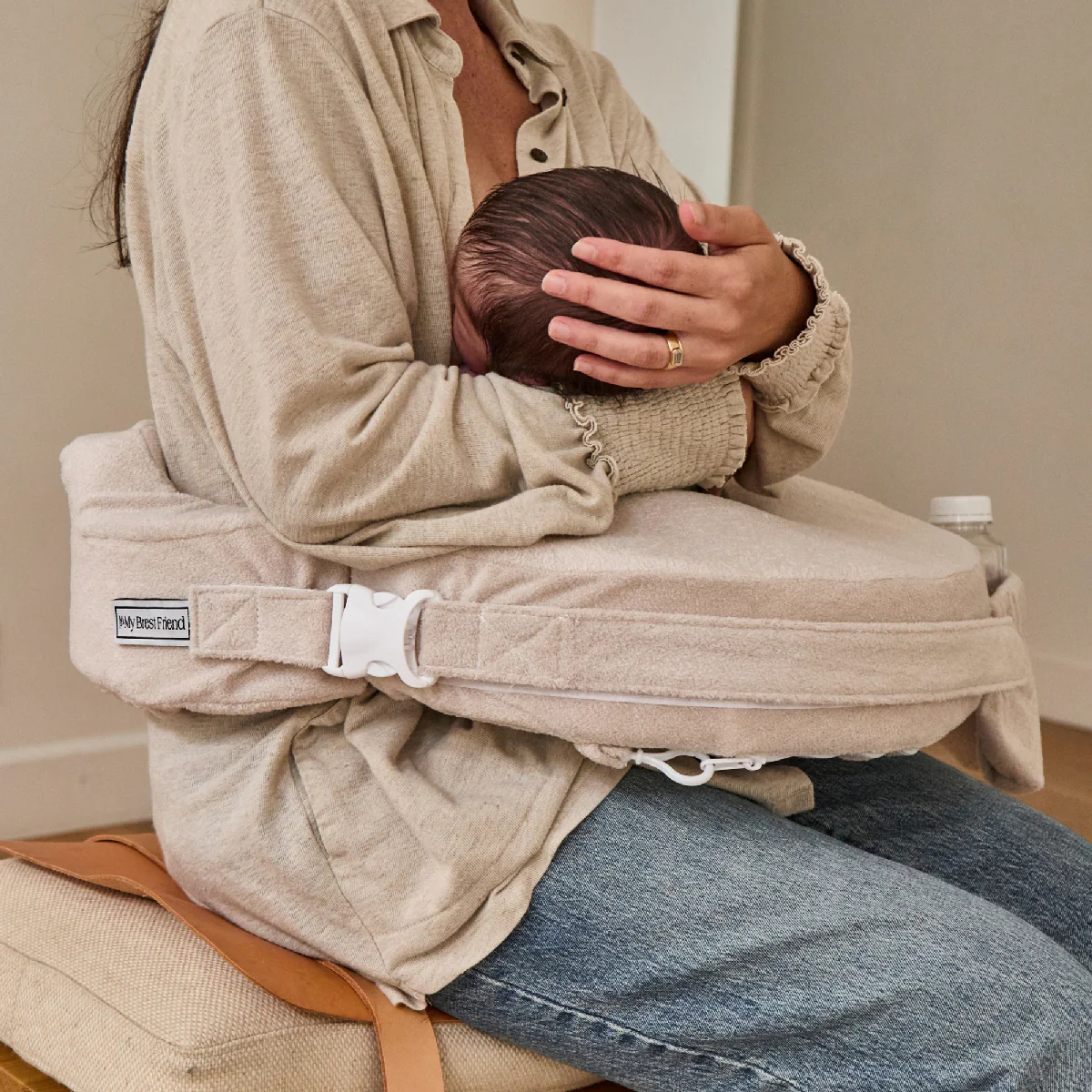 My Brest Friend Deluxe Nursing Pillow - Image 2