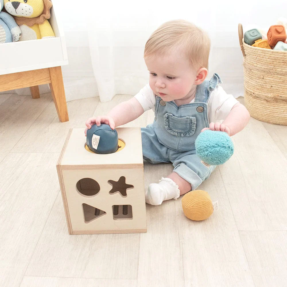 Playground 4 in 1 Sensory Cube - Image 8
