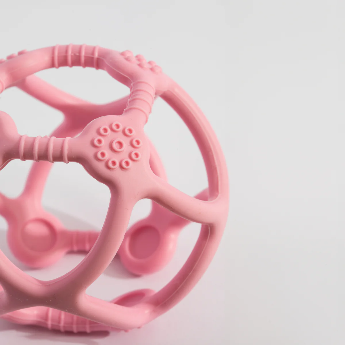 Playground Silicon Teether Balls Light Pink - Image 6