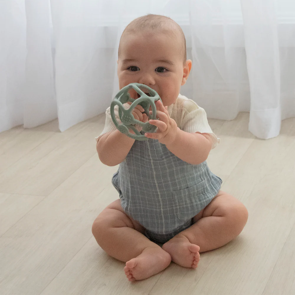 Playground Silicon Teether Balls Sage - Image 2