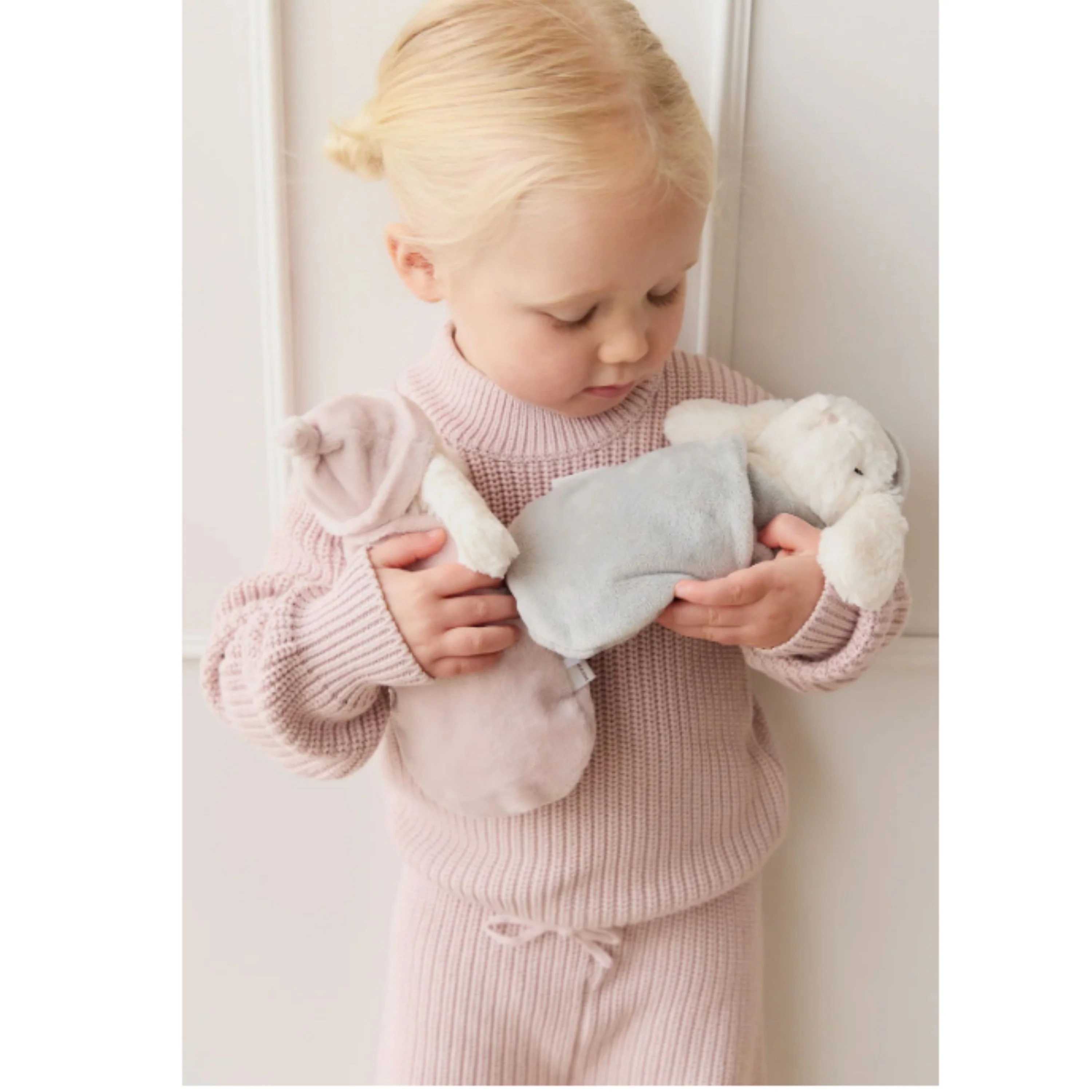 Snuggle Bunnies - Sleeping Penelope - Blush 20cm - Image 4