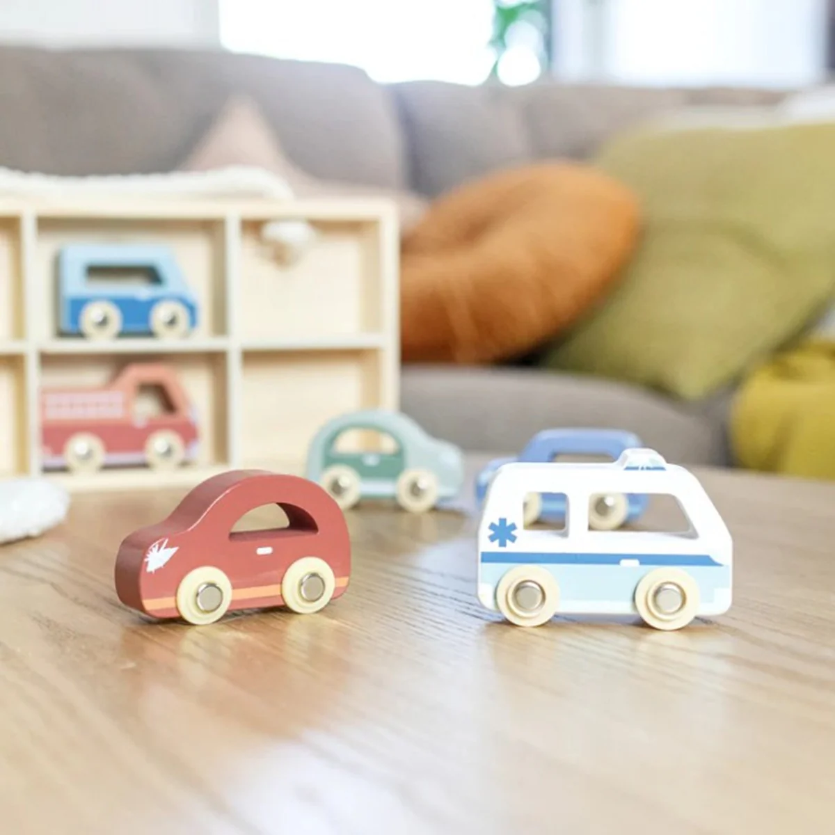 Speedy Monkey Car Display Case w/6 Vehicles - Image 3