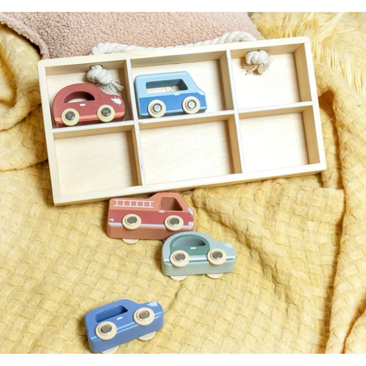 Speedy Monkey Car Display Case w/6 Vehicles - Image 5